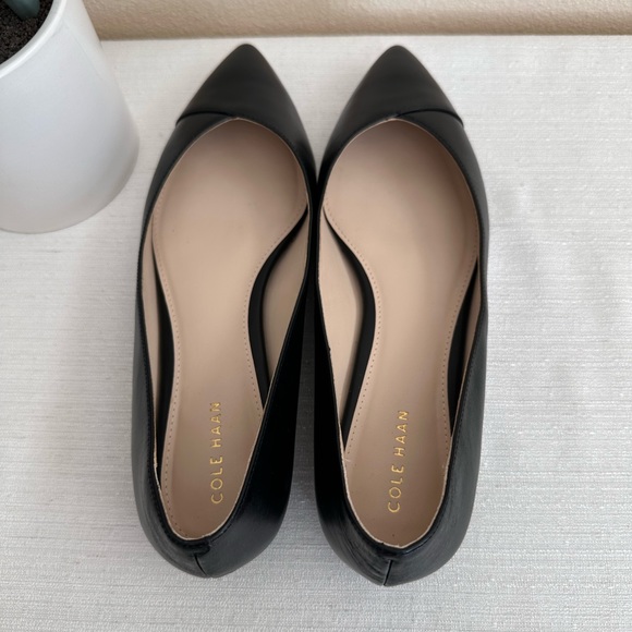 New Cole Haan Black Leather Pointed Toe Elegant Flats Women’s 8B - Picture 8 of 14